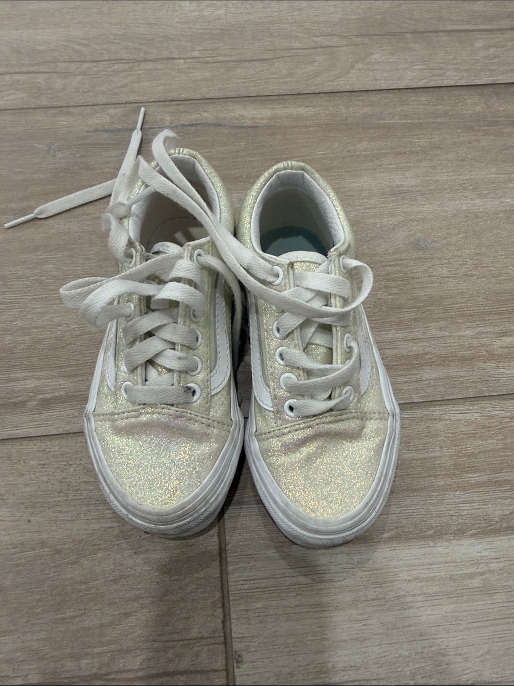 Vans Kids Glitter Lace-Up Sneakers in White
